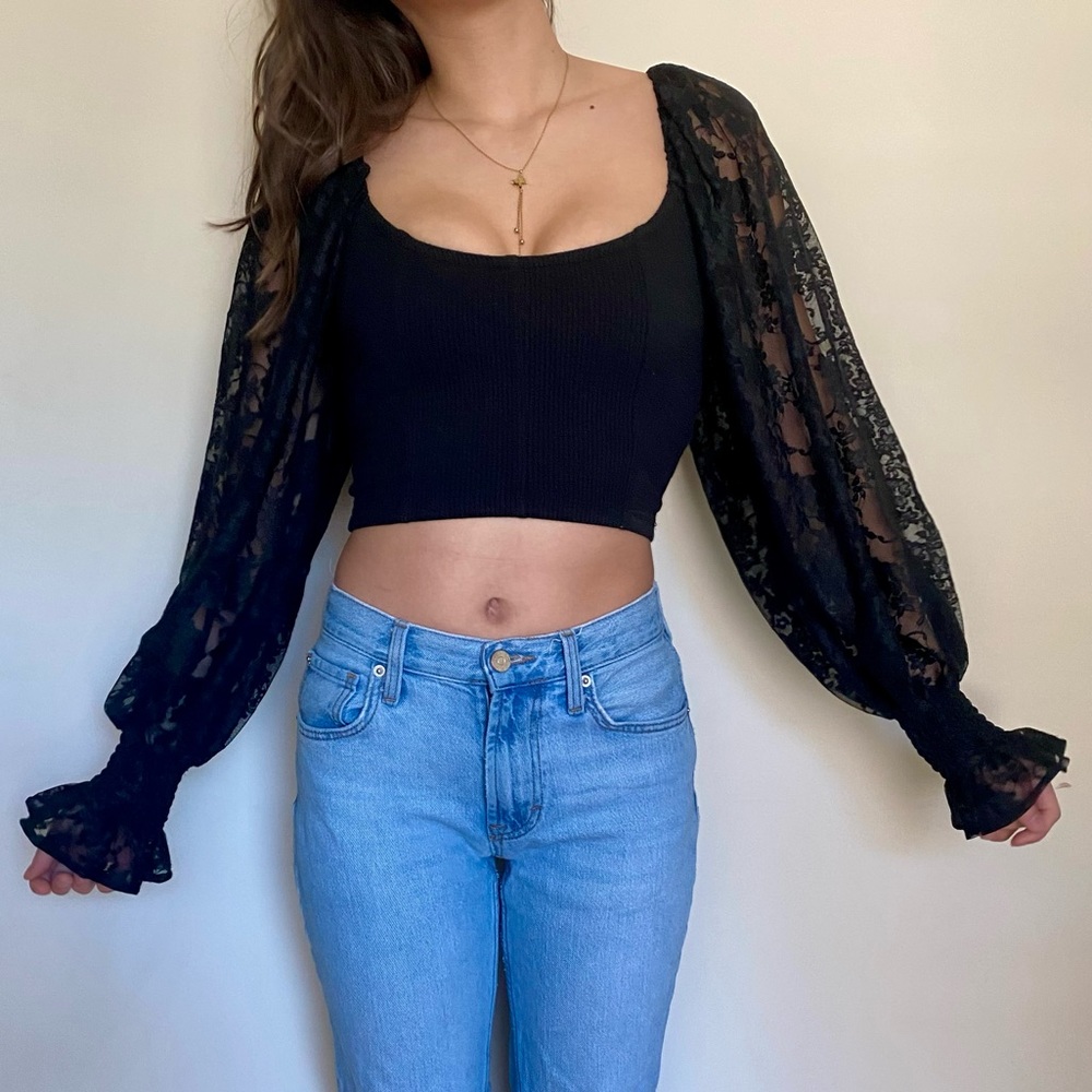 URBAN OUTFITTERS CYNTHIA LACE-SLEEVE TOP